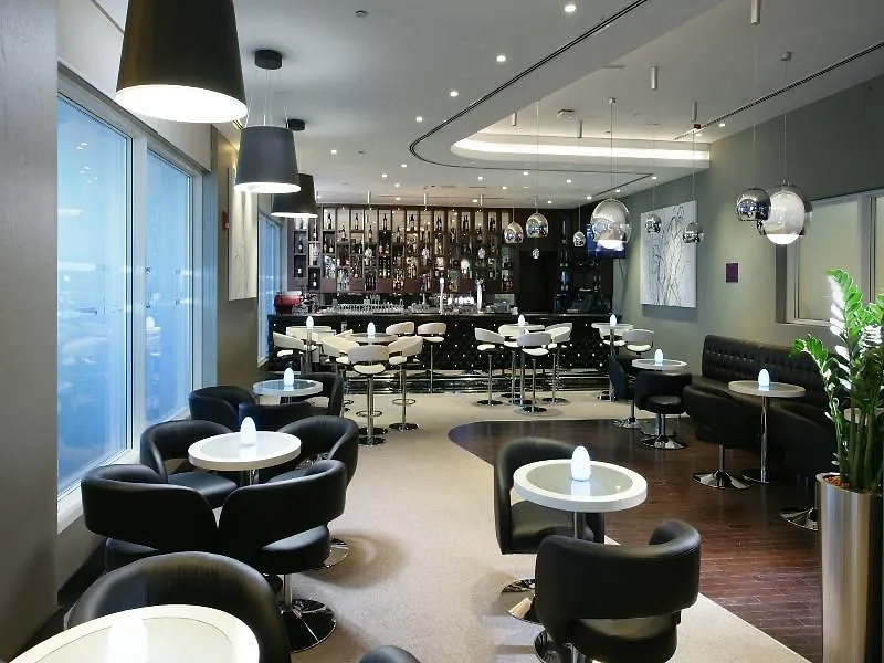 Premier Inn Abu Dhabi Airport Business Park 3*,
