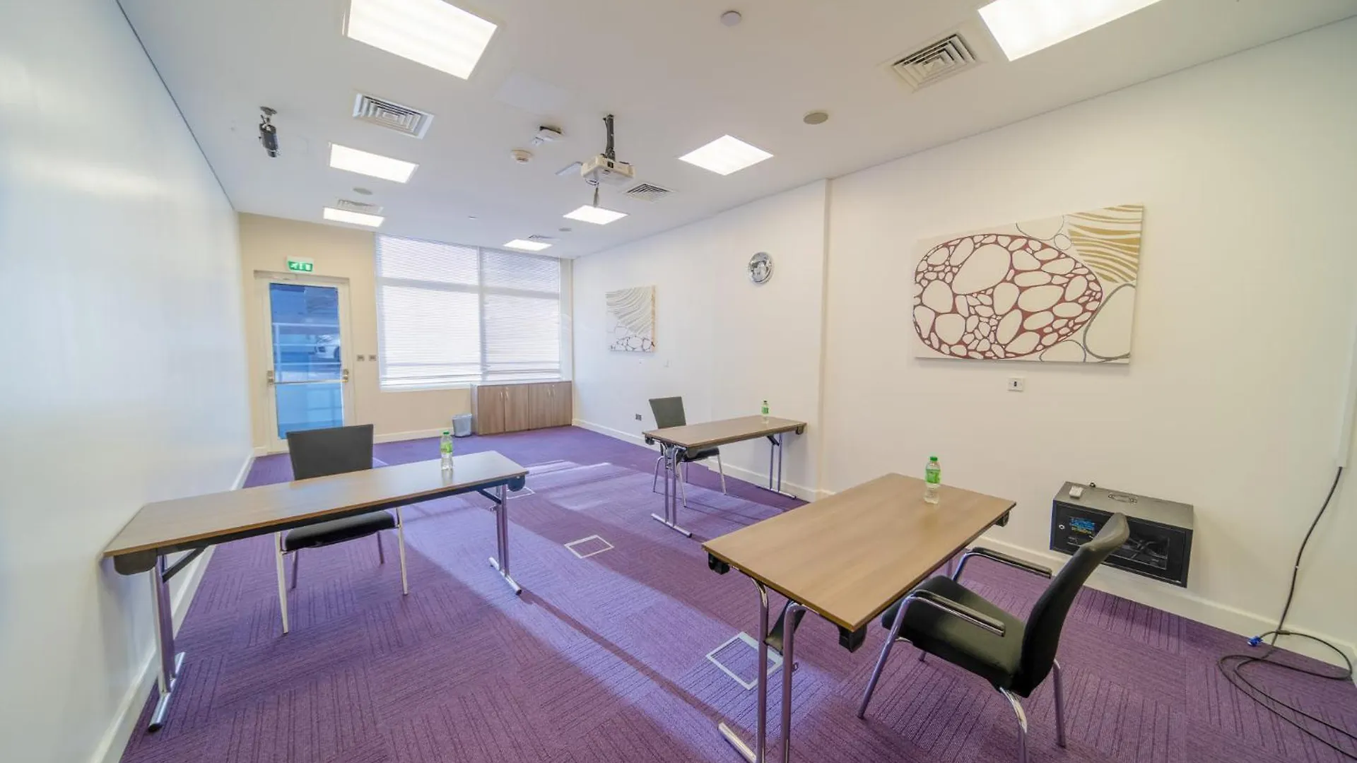 Premier Inn Abu Dhabi Airport Business Park