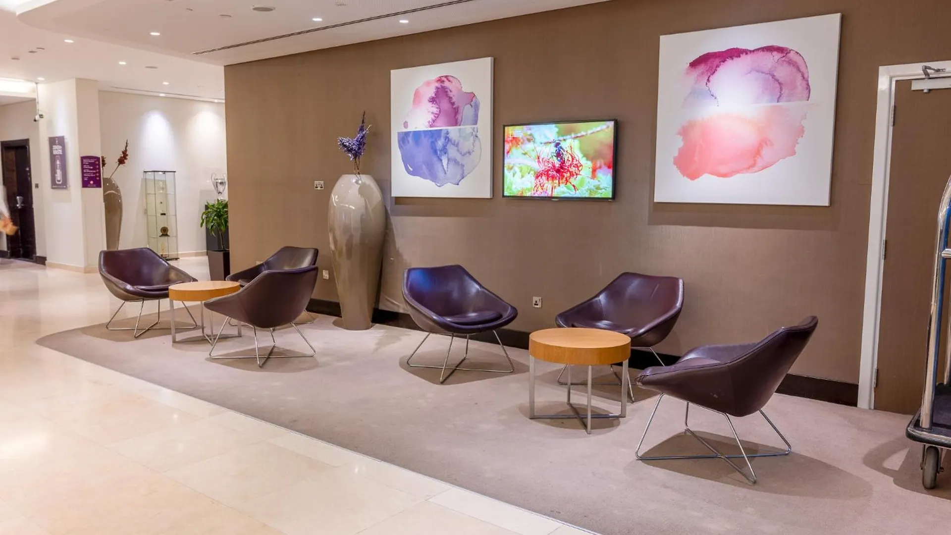 Premier Inn Abu Dhabi Airport Business Park Hotel