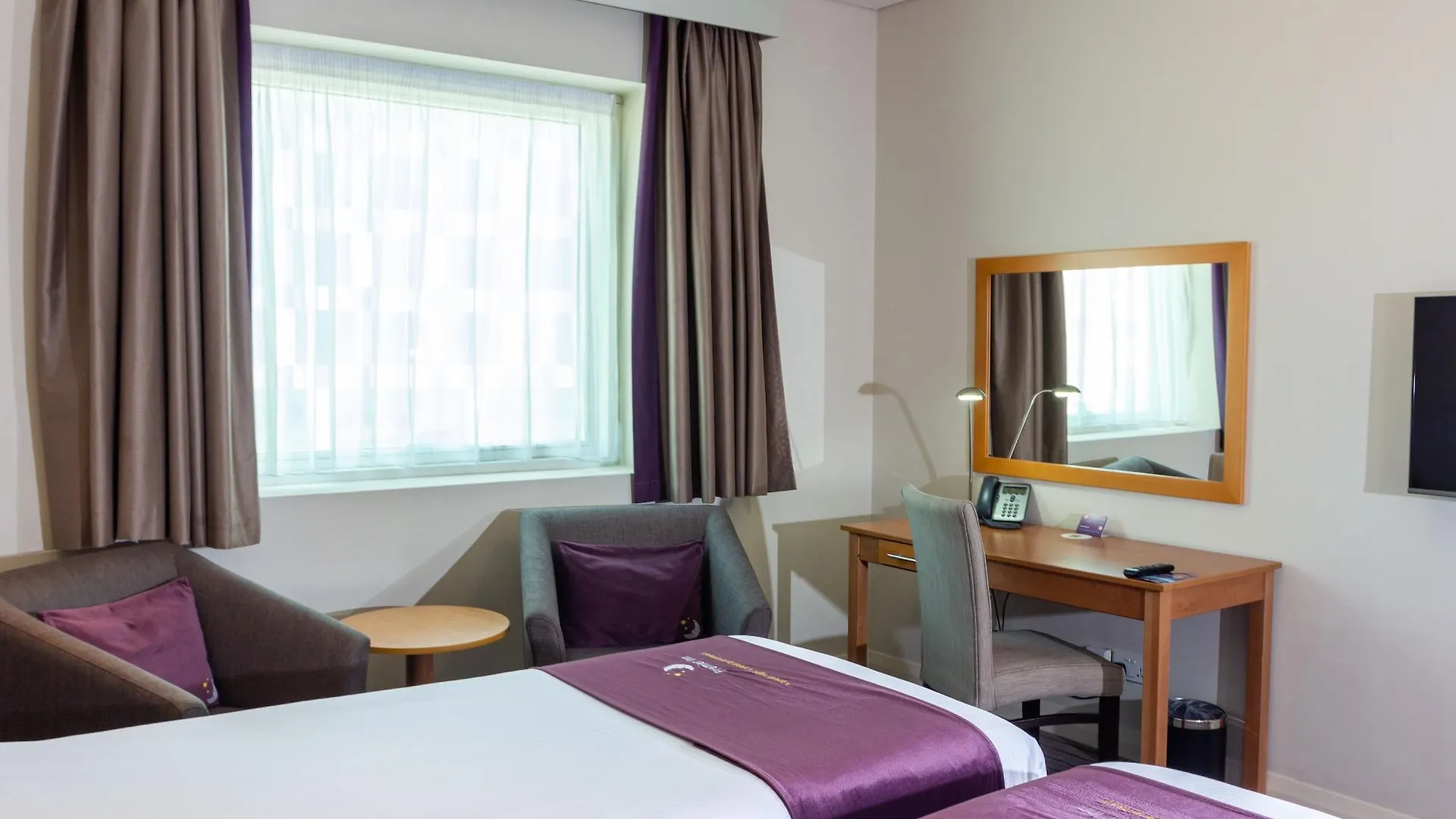 Premier Inn Abu Dhabi Airport Business Park Hotel