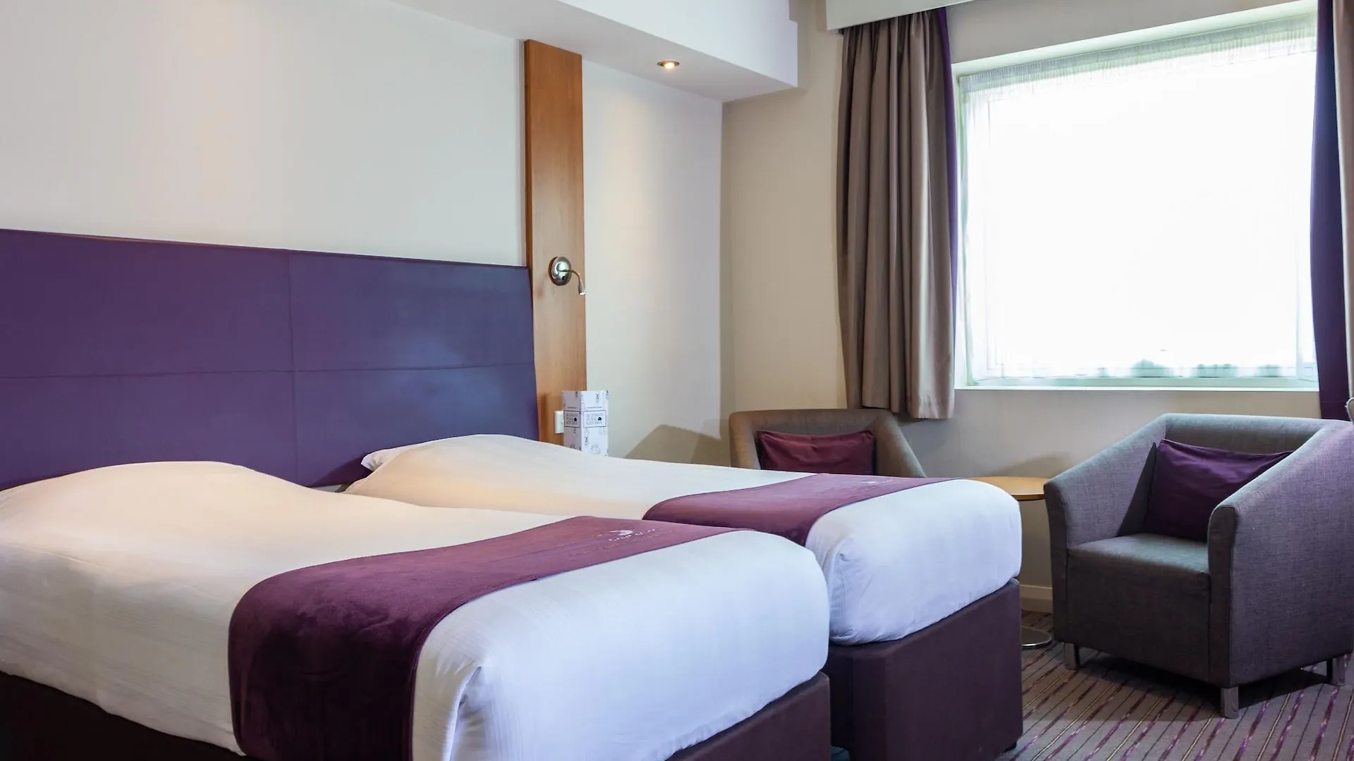 Premier Inn Abu Dhabi Airport Business Park