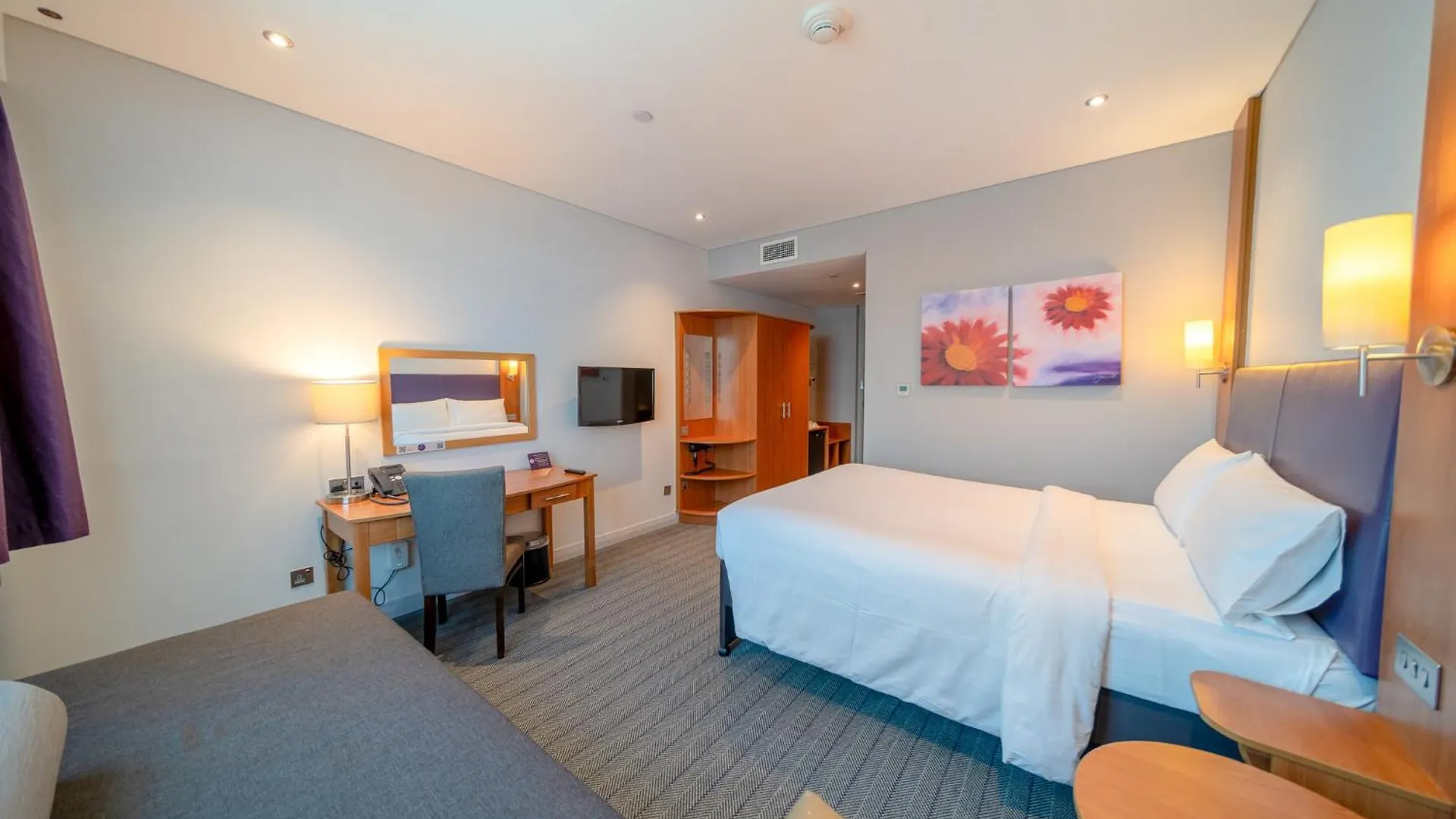 Premier Inn Abu Dhabi Airport Business Park 3*,  United Arab Emirates