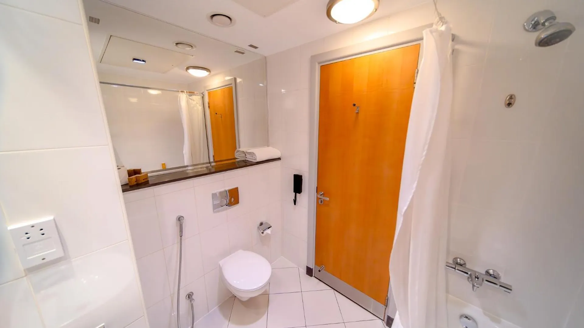 Hotel Premier Inn Abu Dhabi Airport Business Park