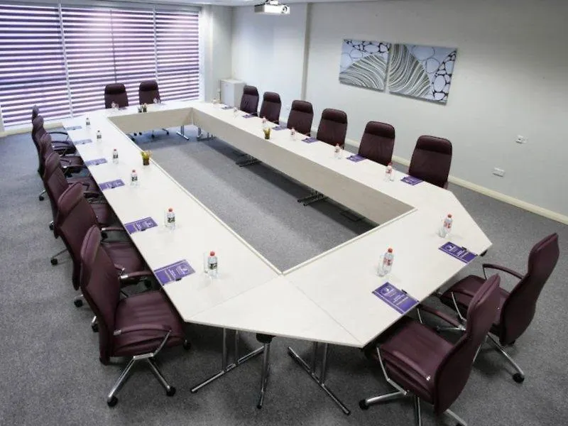Premier Inn Abu Dhabi Airport Business Park United Arab Emirates