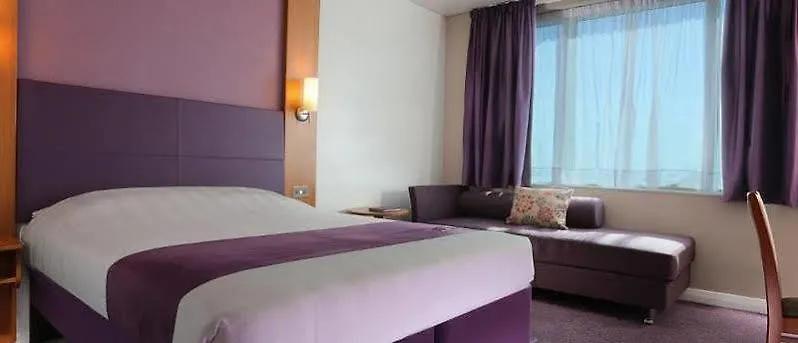 Premier Inn Abu Dhabi Airport Business Park United Arab Emirates